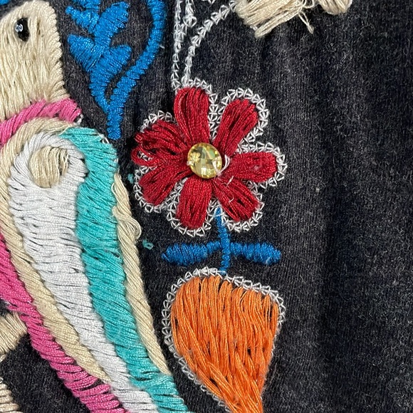 Double D Ranch Embroidered Tunic Top - Picture 4 of 11